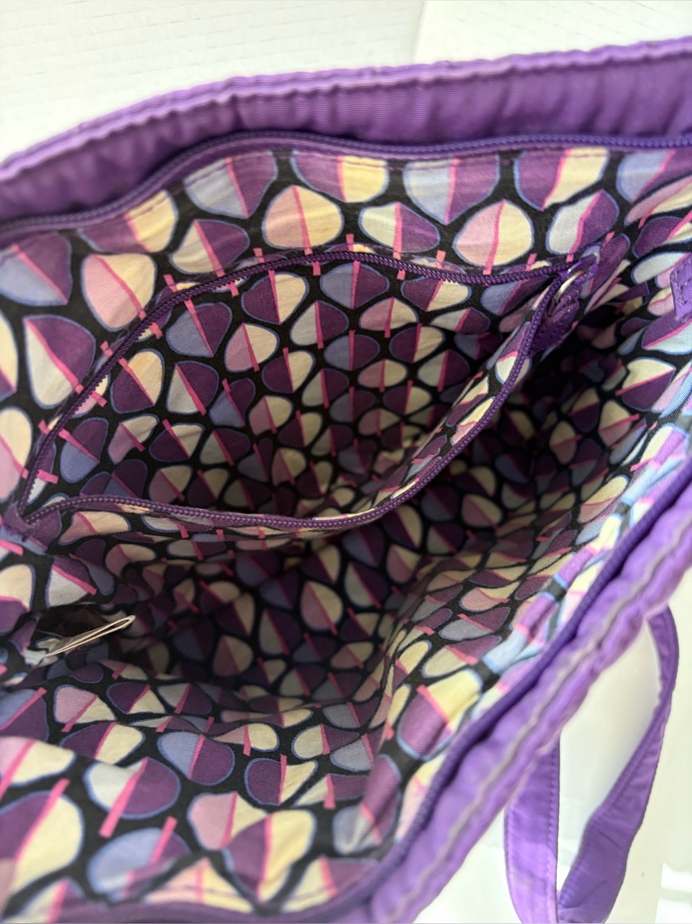 Vera Bradley Triple Zip Hipster crossbody purse - Picture 4 of 8